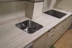 201904050702130.DEKTON-MAKAI